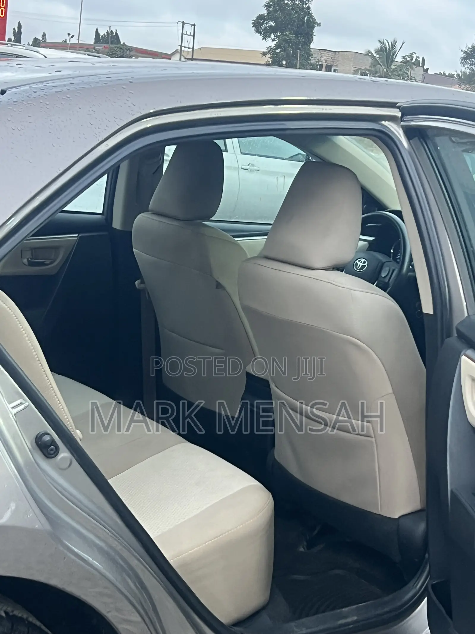 Toyota Corolla 2016 Brown