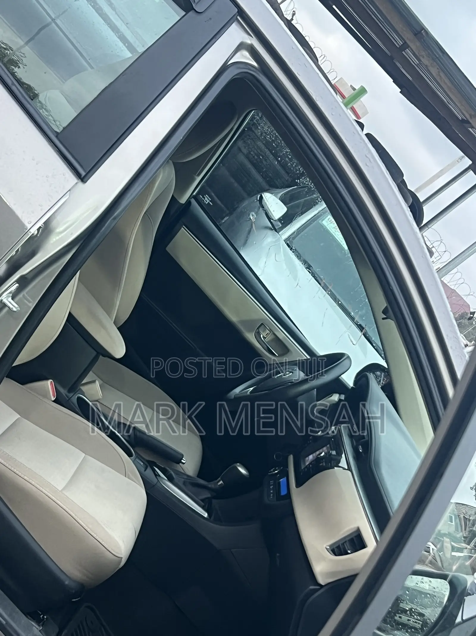 Toyota Corolla 2016 Brown