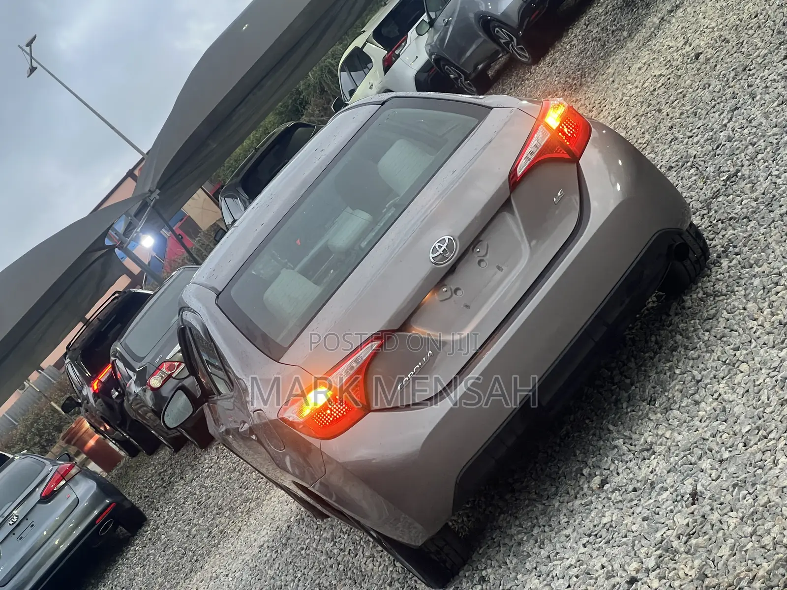 Toyota Corolla 2016 Brown