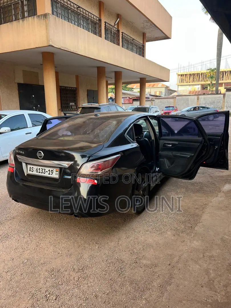 Nissan Altima 2.5 SL 4dr Sedan (2.5L 4cyl CVT) 2014 Black