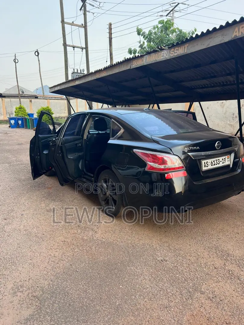 Nissan Altima 2.5 SL 4dr Sedan (2.5L 4cyl CVT) 2014 Black
