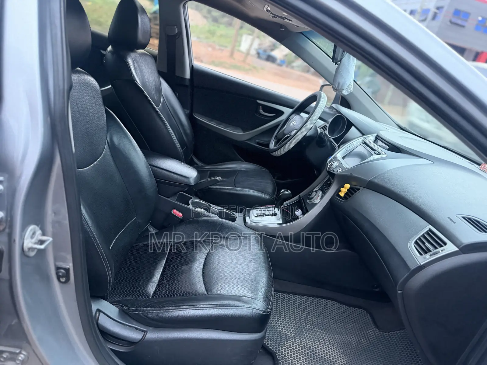 Hyundai Elantra 2013 Gray