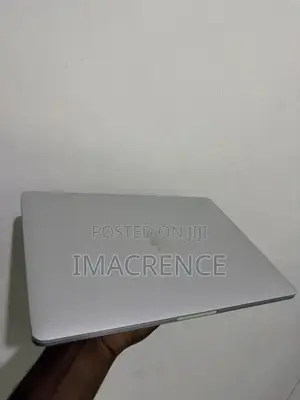 Laptop Apple MacBook Pro 2019 16GB Intel Core i7 SSD 256GB
