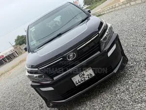 Toyota Voxy 2016 Black