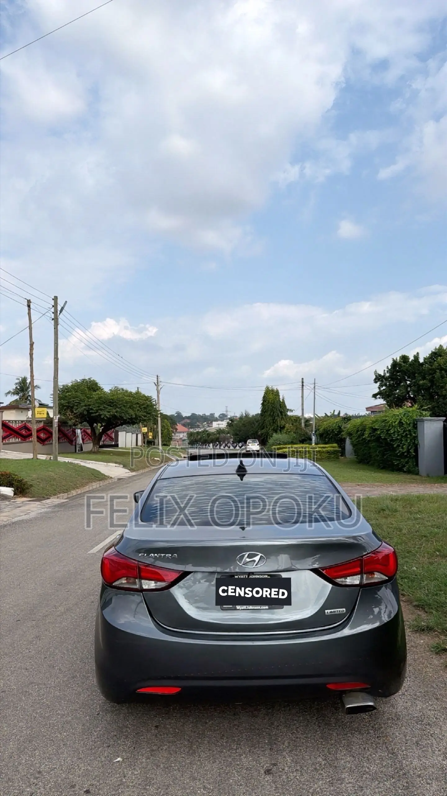 Hyundai Elantra Limited Sedan FWD (1.8L 4cyl 6A) 2016