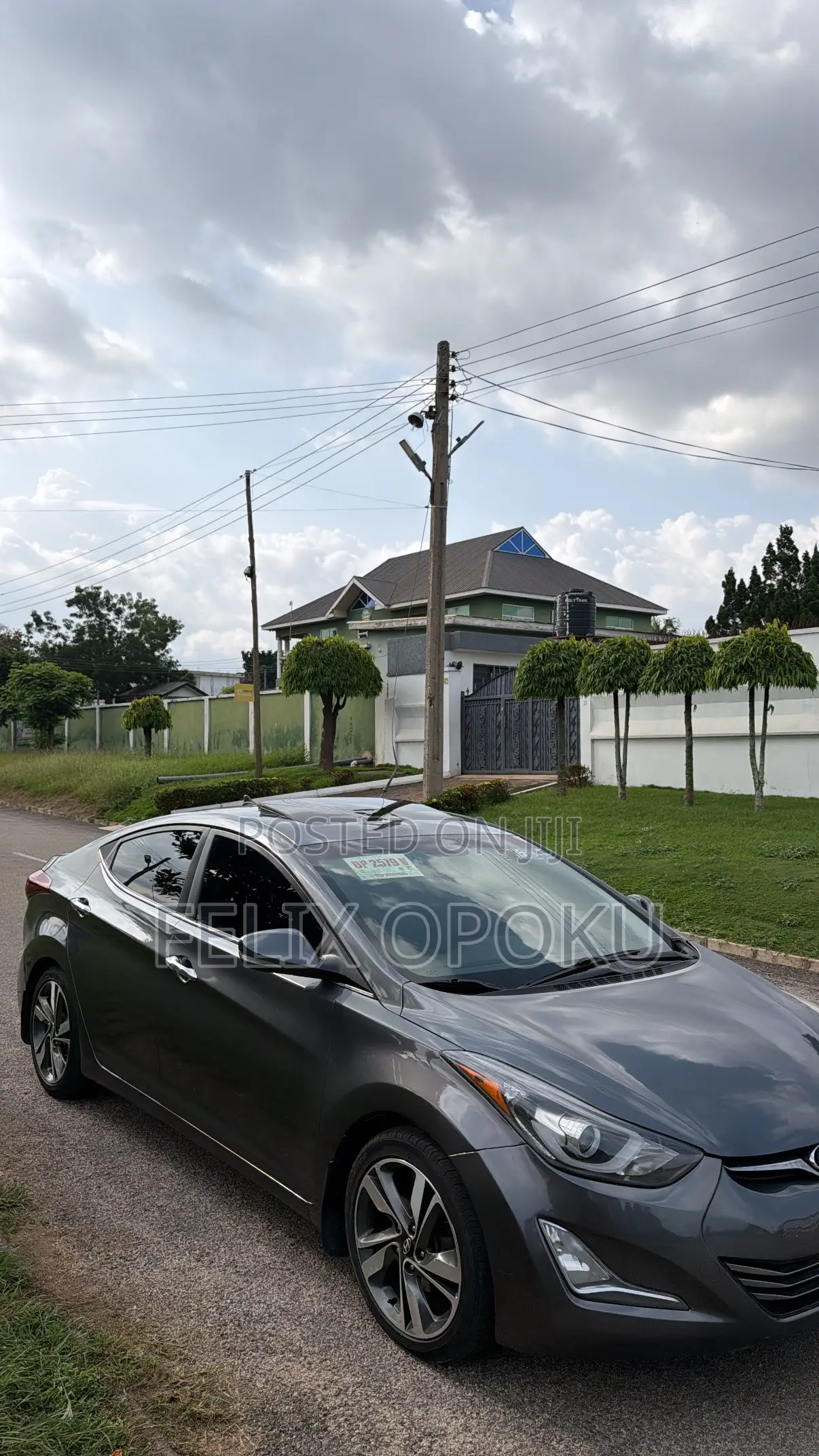 Hyundai Elantra Limited Sedan FWD (1.8L 4cyl 6A) 2016