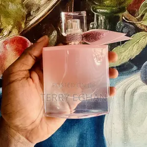 l'Eau De Parfum Sensuelle