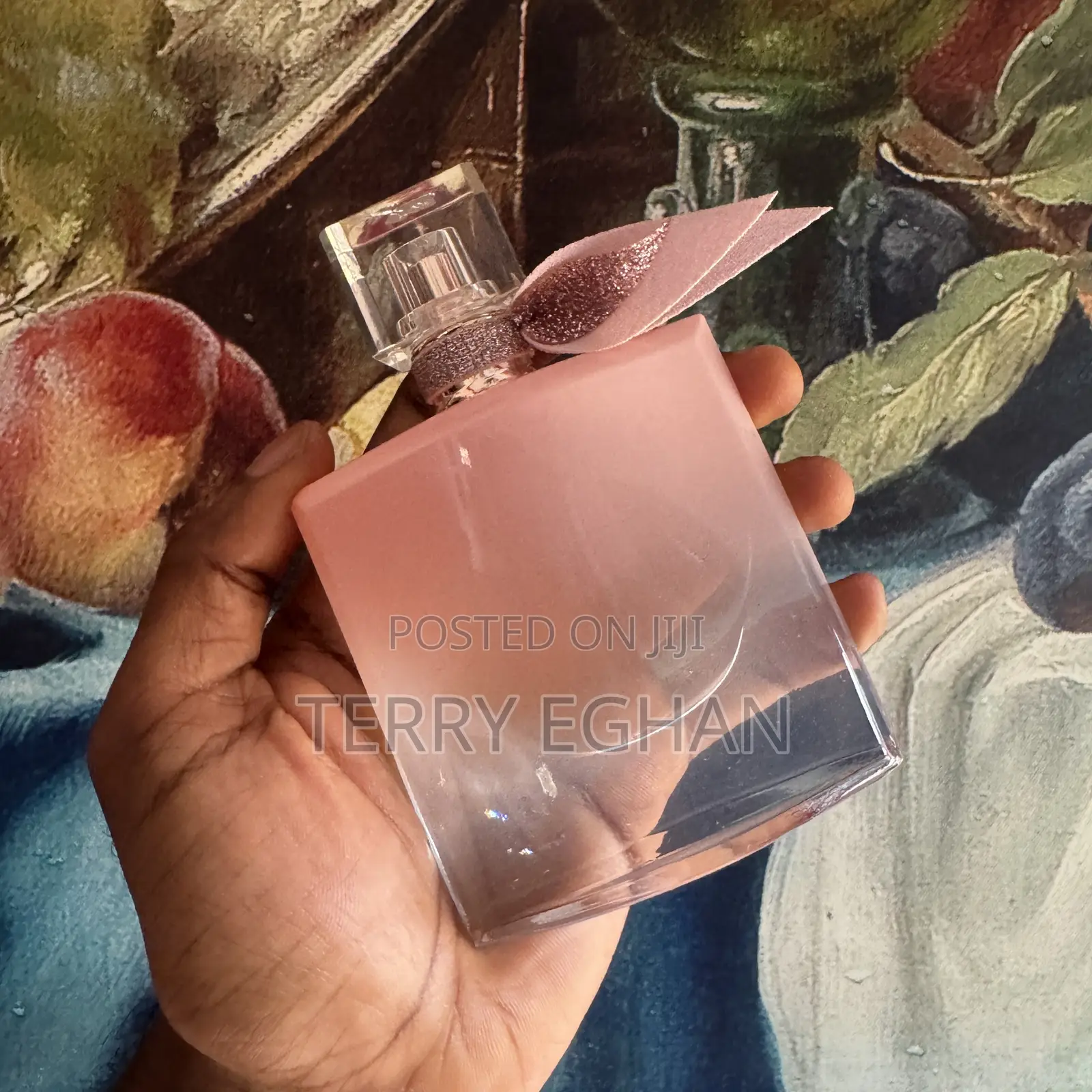 l'Eau De Parfum Sensuelle