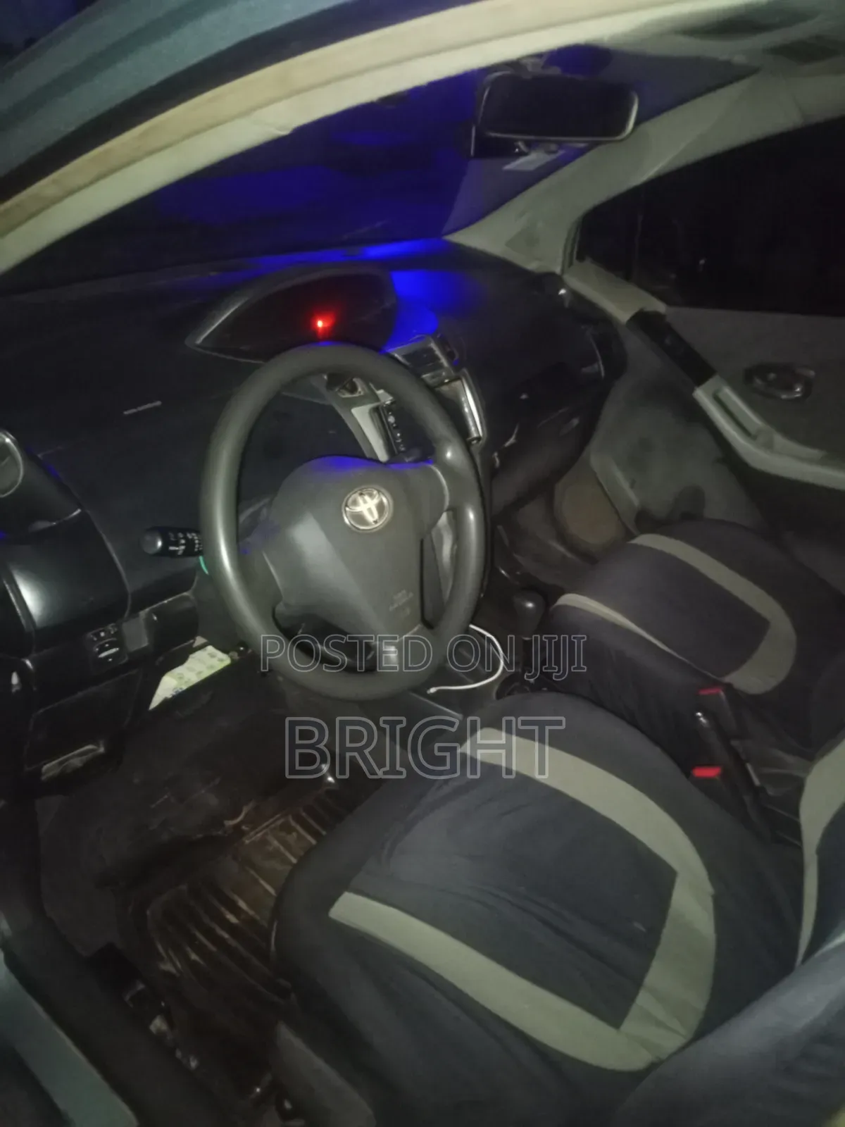 Toyota Vitz 2008 Gray