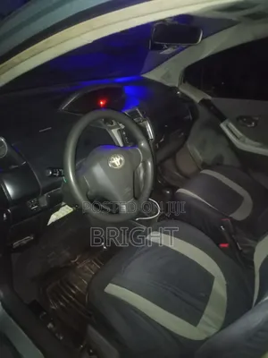 Toyota Vitz 2008 Gray
