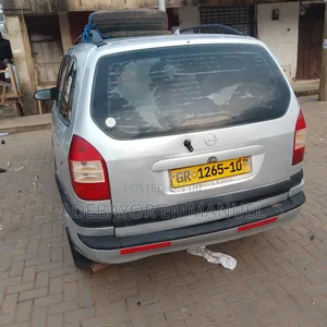 Opel Zafira 2.0T OPC 2011 Silver