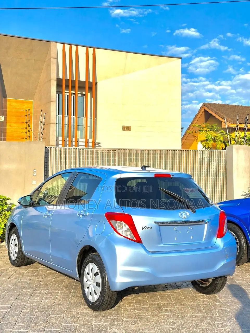 Toyota Vitz 1.5 FWD 5dr 2014 Blue