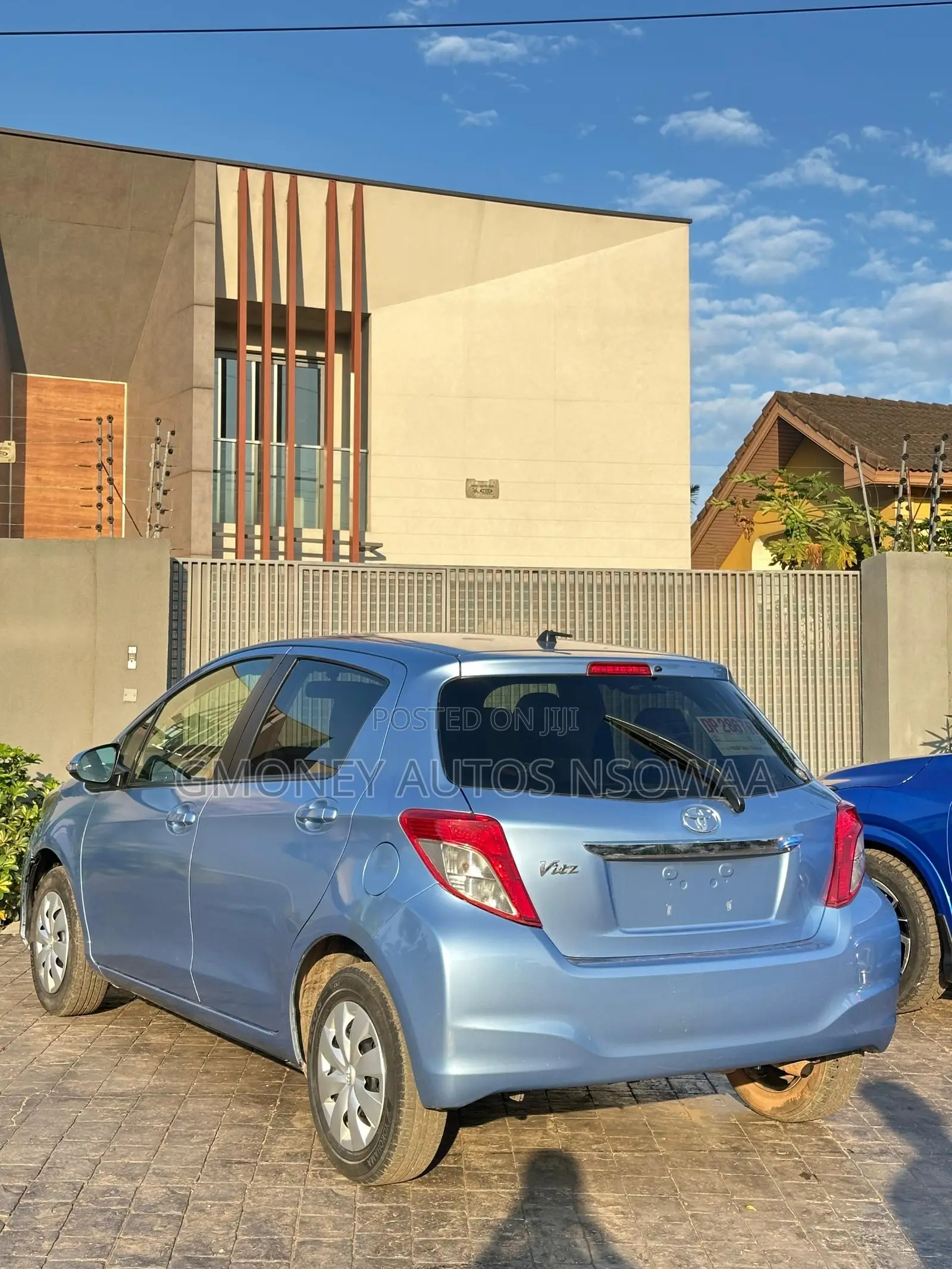 Toyota Vitz 1.5 FWD 5dr 2014 Blue