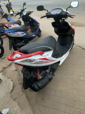 Suzuki Lets 2024 White