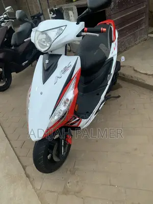 Suzuki Lets 2024 White