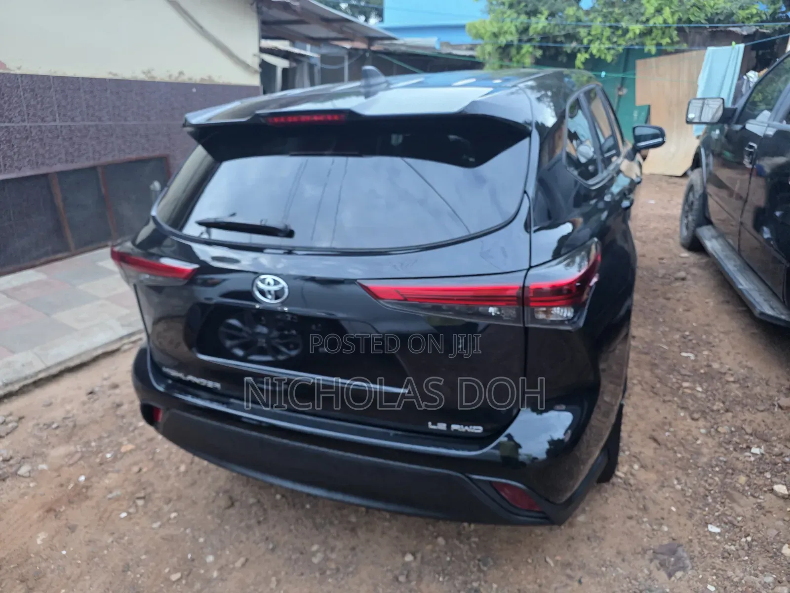 Toyota Highlander LE AWD 2023 Black