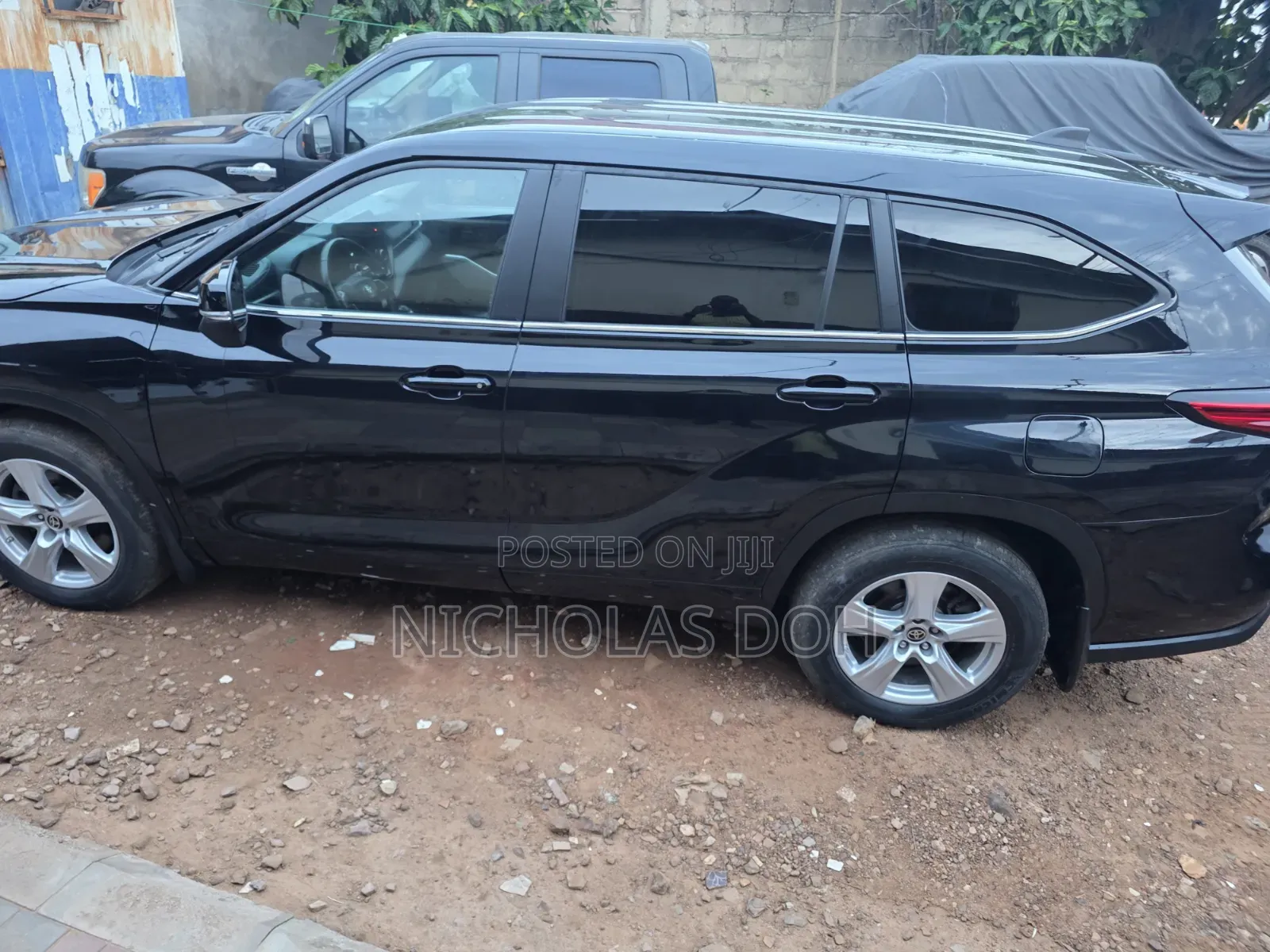 Toyota Highlander LE AWD 2023 Black
