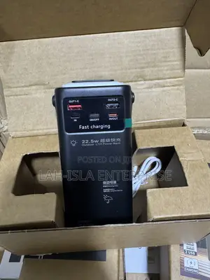 100000mAh Outdoor Power Station 22.5W Fast Charging LED Light