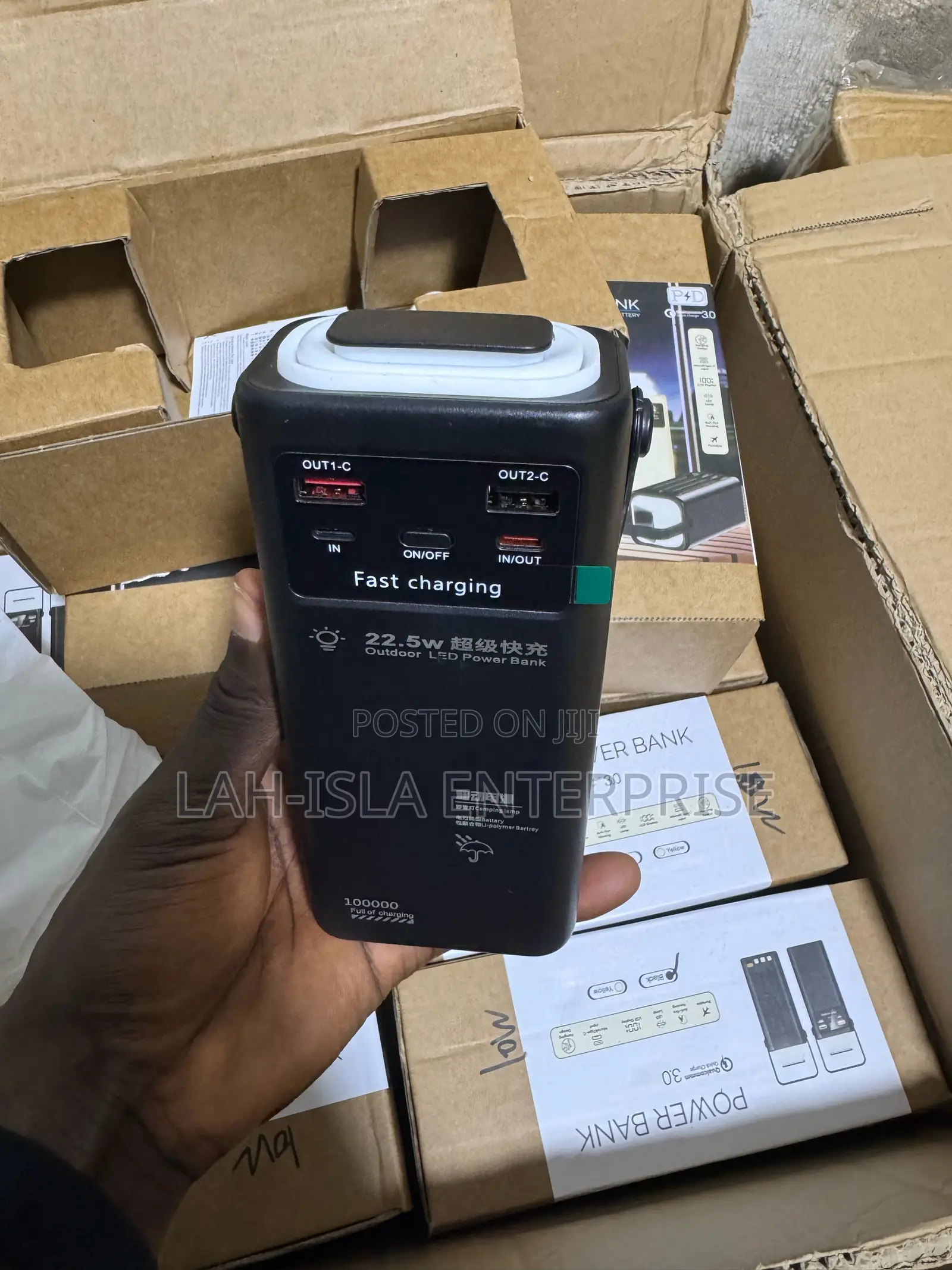 100000mAh Outdoor Power Station 22.5W Fast Charging LED Light