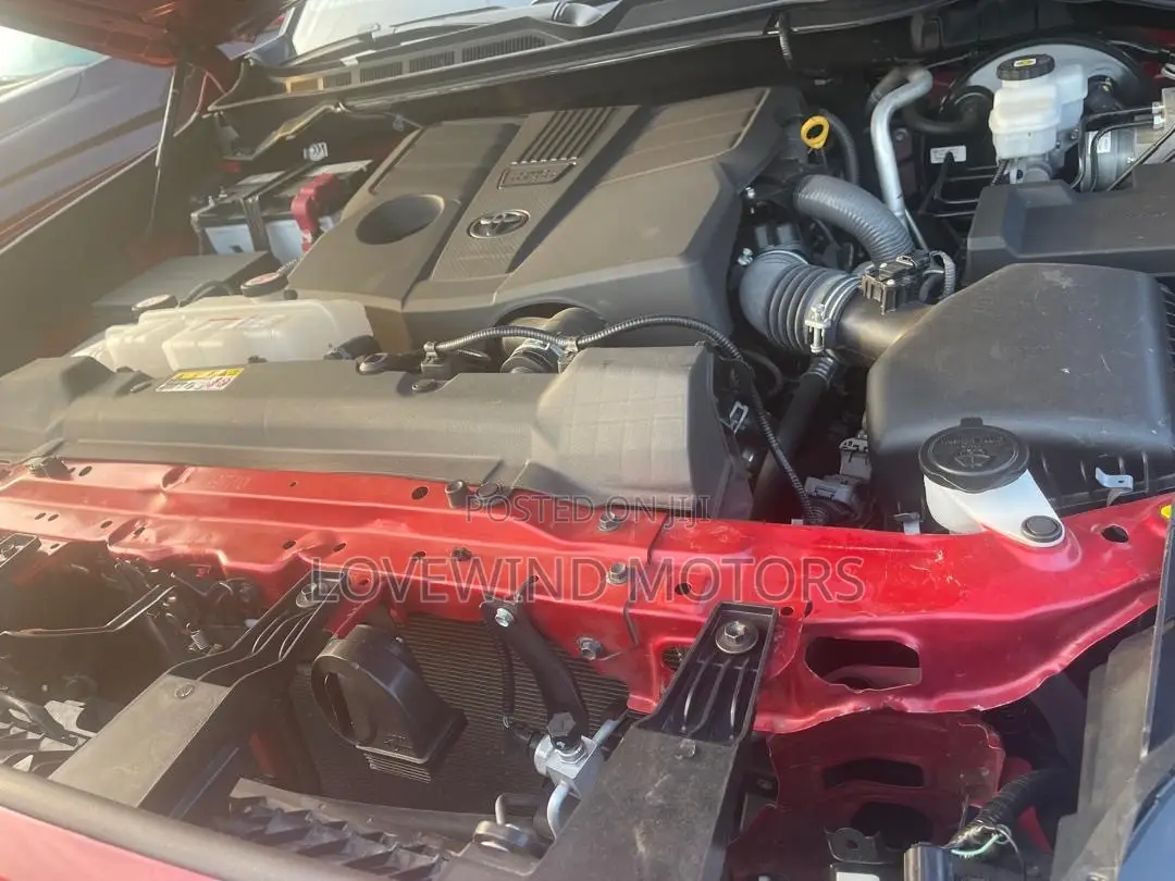 Toyota Tundra SR5 2022 Red