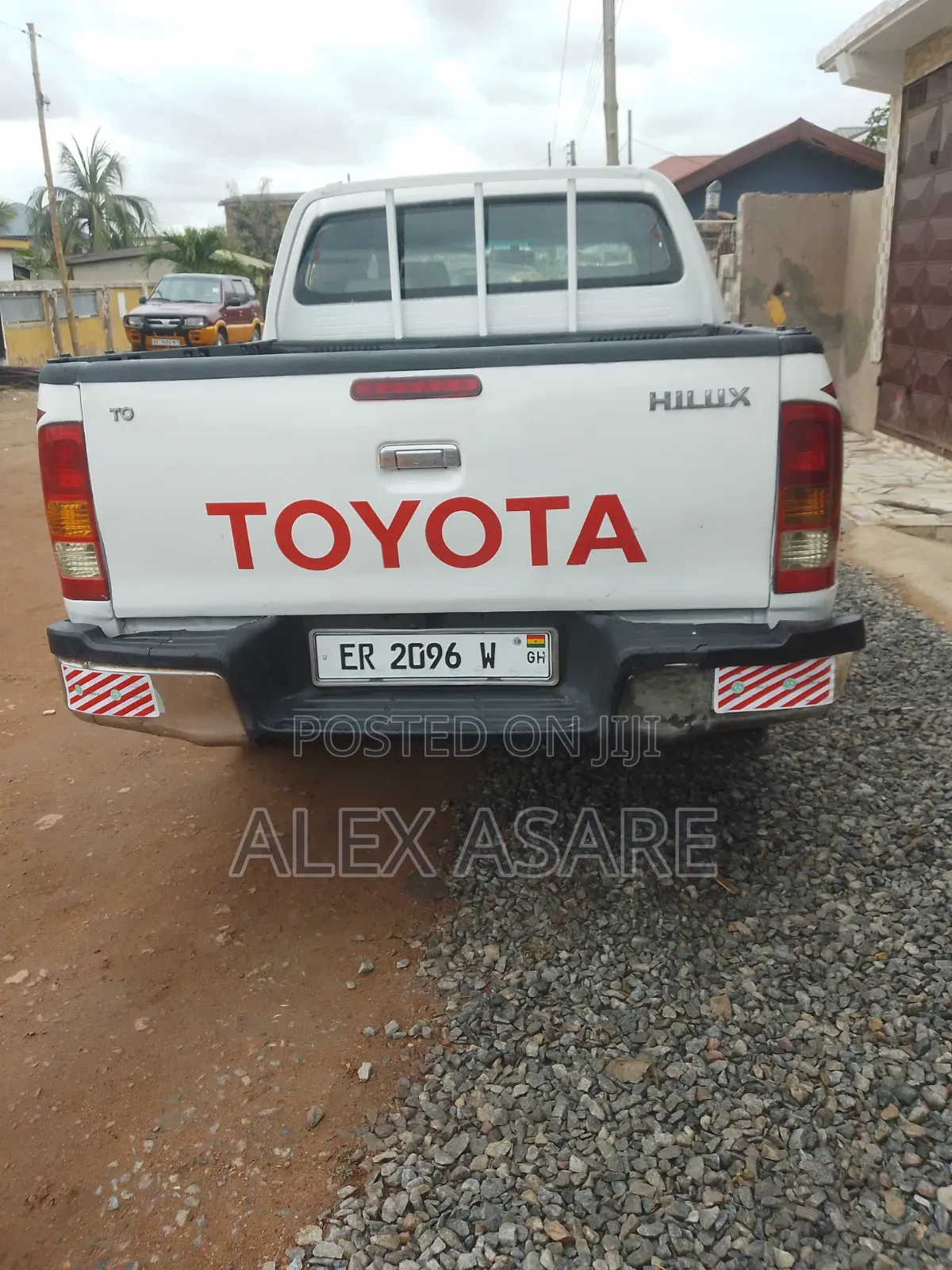 Toyota Hilux 2006 White