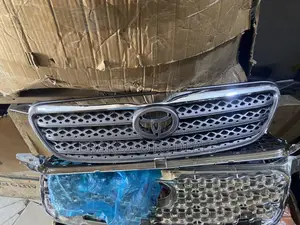 Toyota Corolla 2003-2007 Top Grille