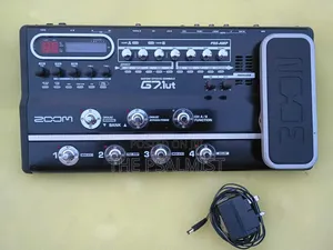 Zoom G7.1ut Guitar Effects Console