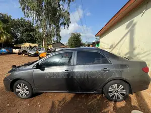 Toyota Corolla 2013 Gray