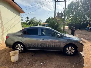 Toyota Corolla 2013 Gray