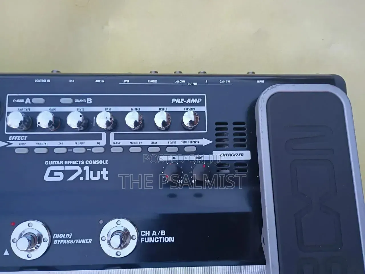 Zoom G7.1ut Guitar Effects Console