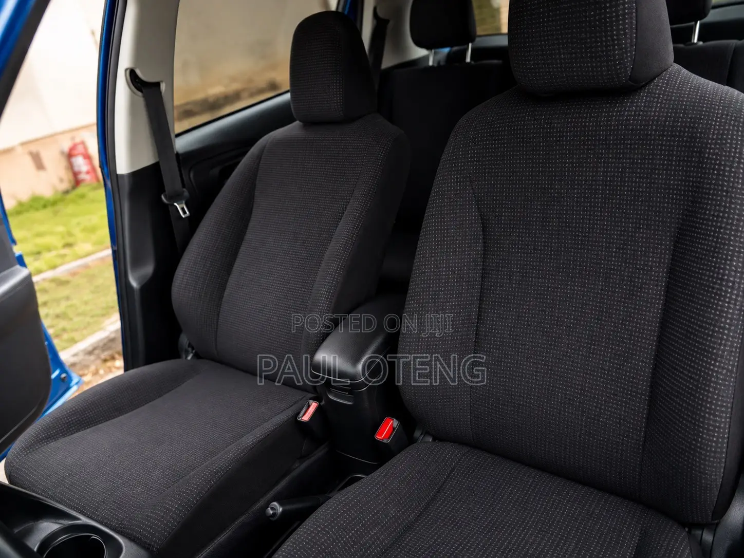 Toyota Vitz 1.3 FWD 5dr 2015 Blue