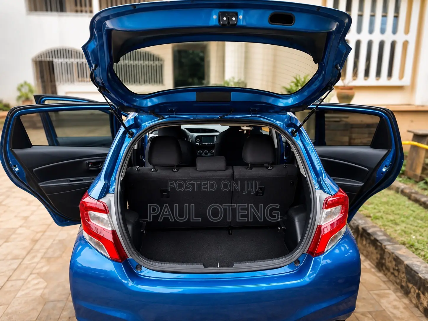 Toyota Vitz 1.3 FWD 5dr 2015 Blue
