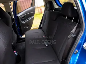 Toyota Vitz 1.3 FWD 5dr 2015 Blue