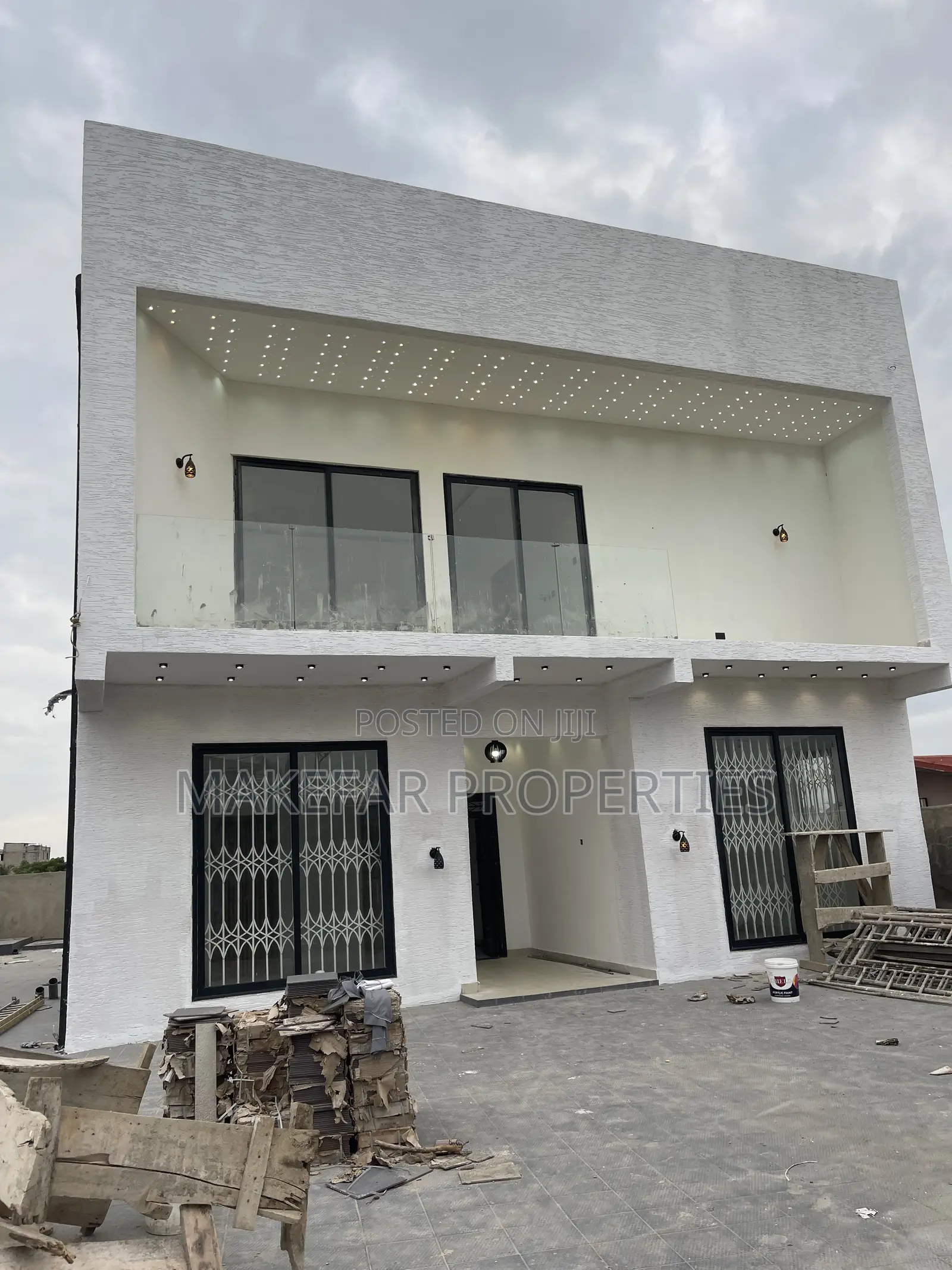 4bdrm House in Ashaley Botwe for sale
