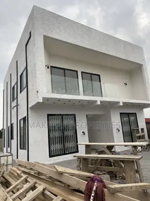 4bdrm House in Ashaley Botwe for sale