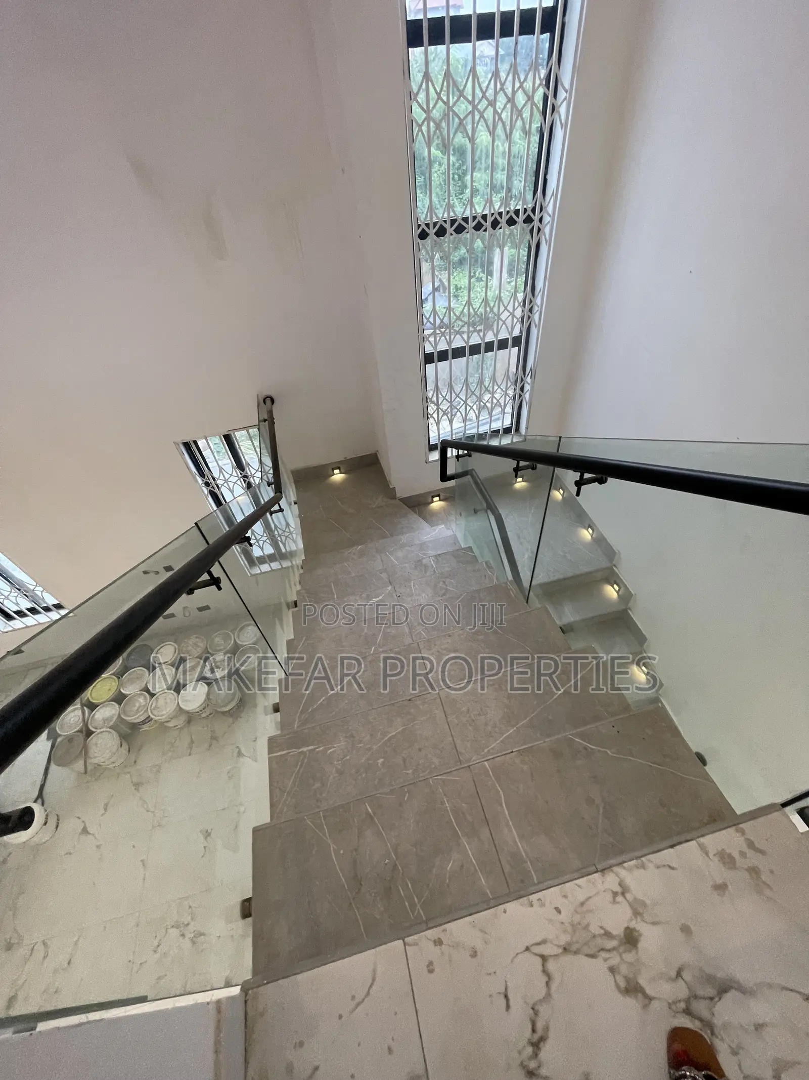 4bdrm House in Ashaley Botwe for sale