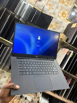 Laptop Dell XPS 15 (9550) 8GB Intel Core i5 SSD 256GB