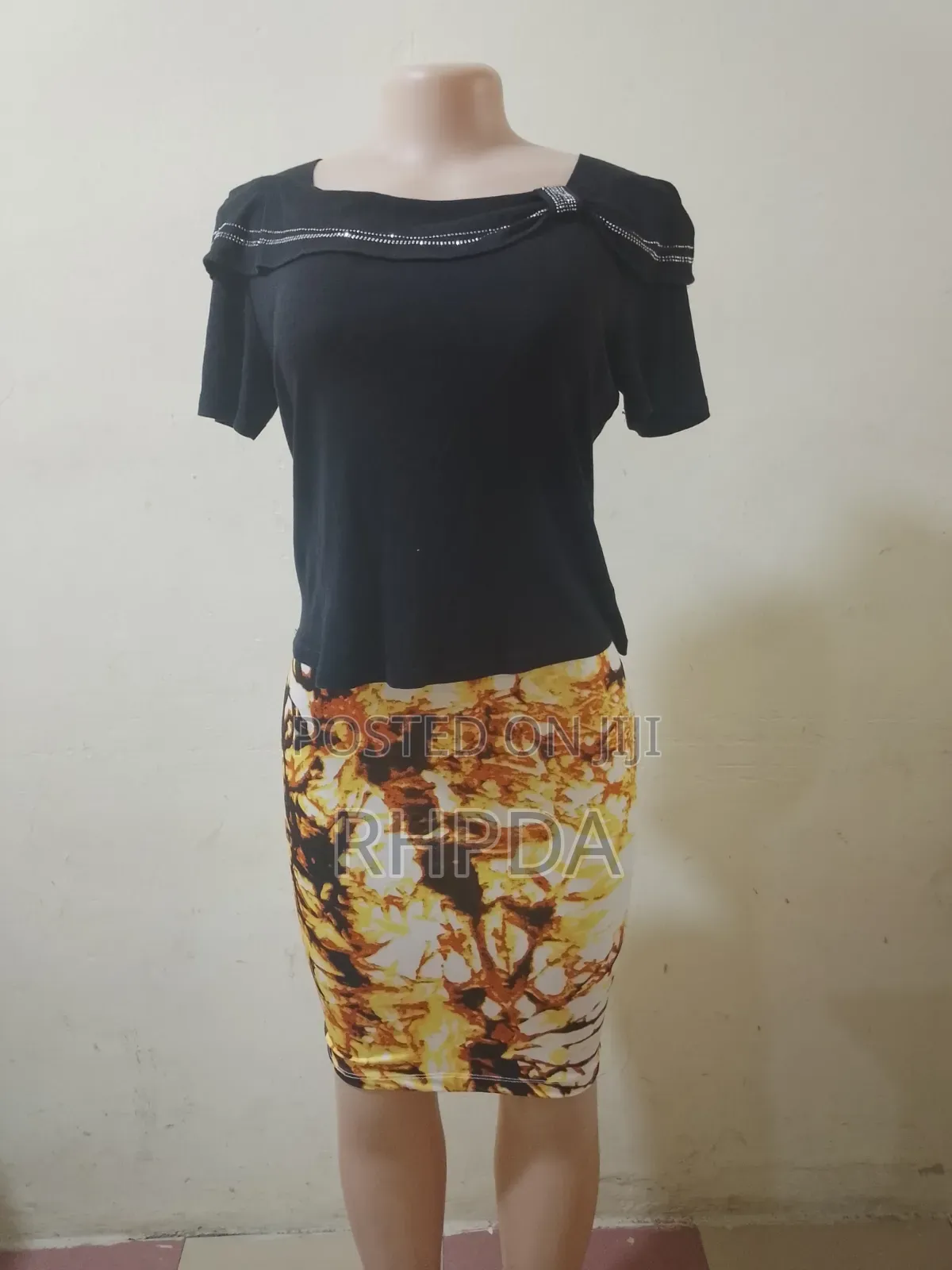 Borntowin Fashion Hub
