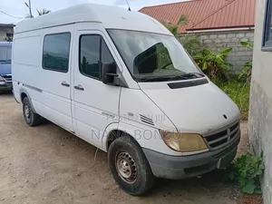 Mercedes-Benz Sprinter 2005 White