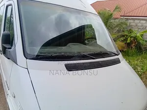 Mercedes-Benz Sprinter 2005 White