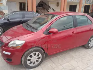 Toyota Yaris 2009 Red