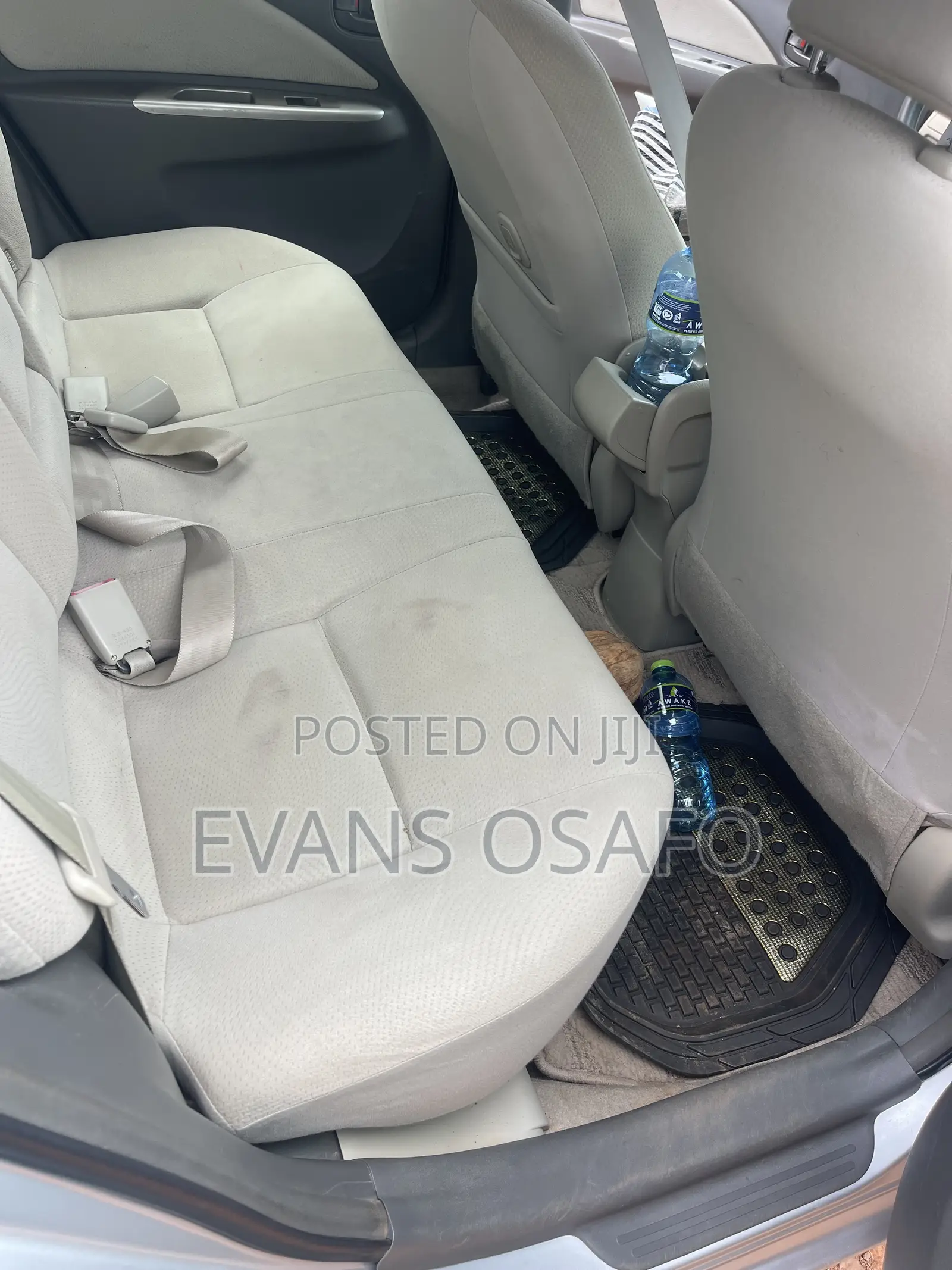 Toyota Belta 2012 Silver