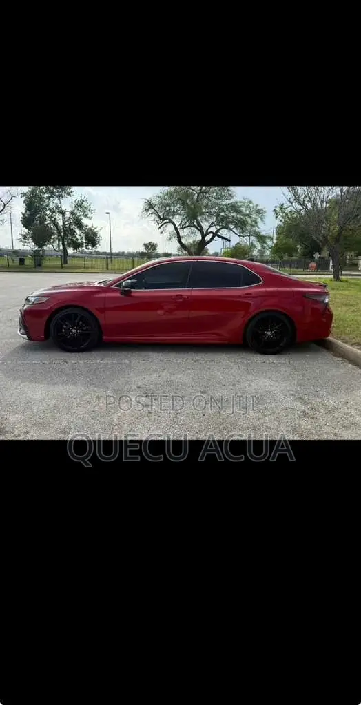 Toyota Camry XSE 2021 Burgundy