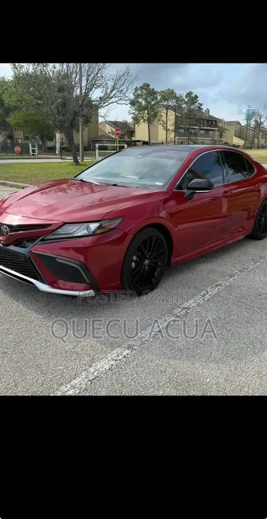 Toyota Camry XSE 2021 Burgundy