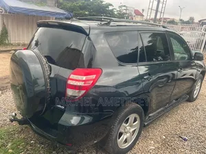 Toyota RAV4 2011 Blue