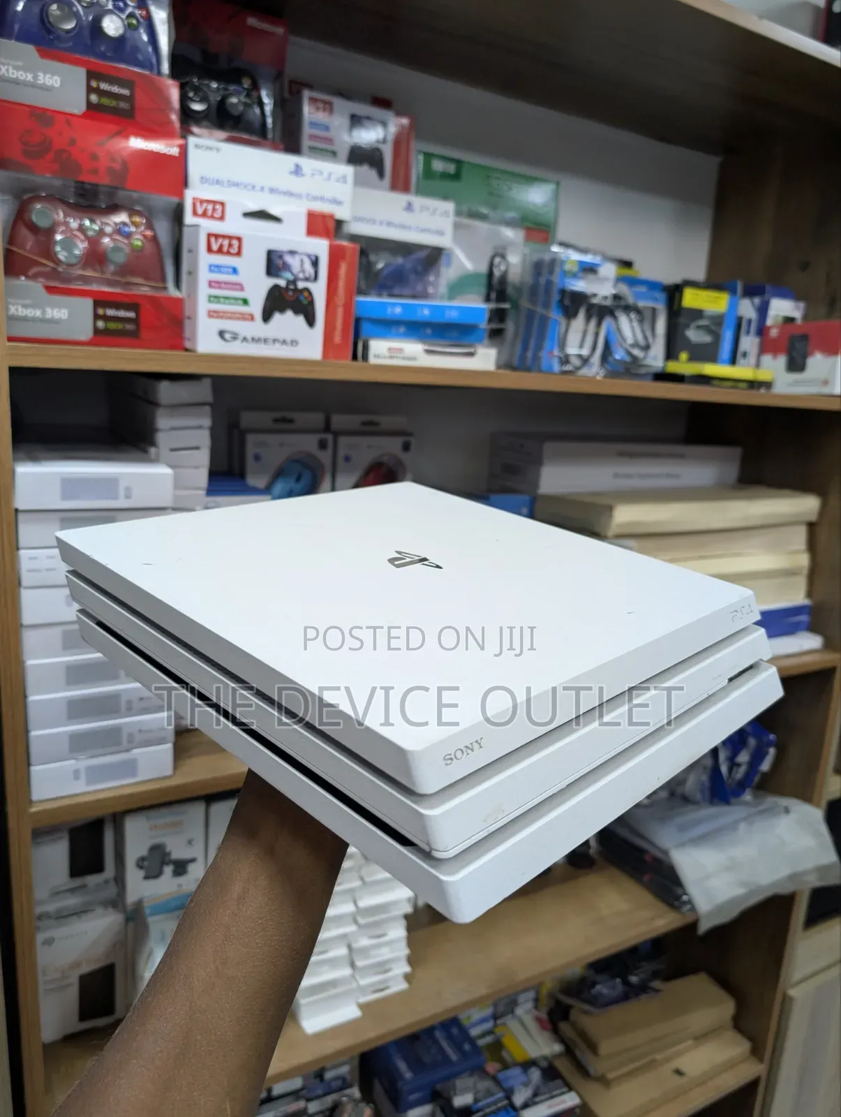 Ps4 Pro With Games 2 Controller