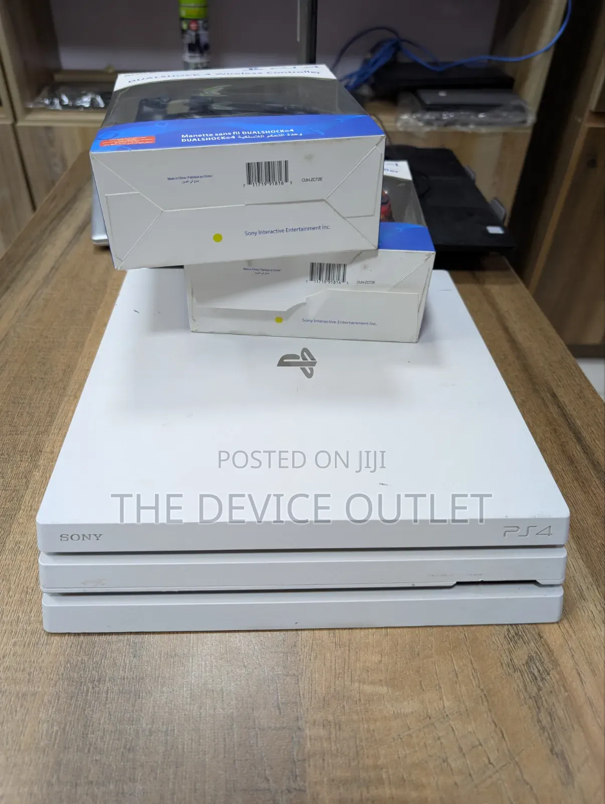 Ps4 Pro With Games 2 Controller