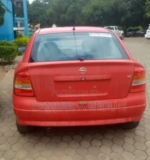 Opel Astra 1998 Red