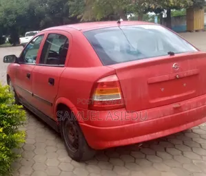 Opel Astra 1998 Red