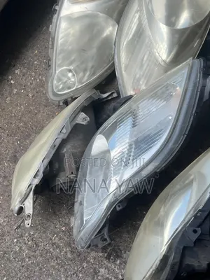 Toyota Vitz/Yaris Original Headlight